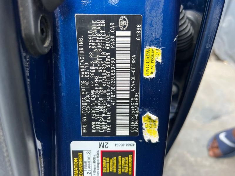 Thumbnail 6 of 2011 Toyota Camry SE